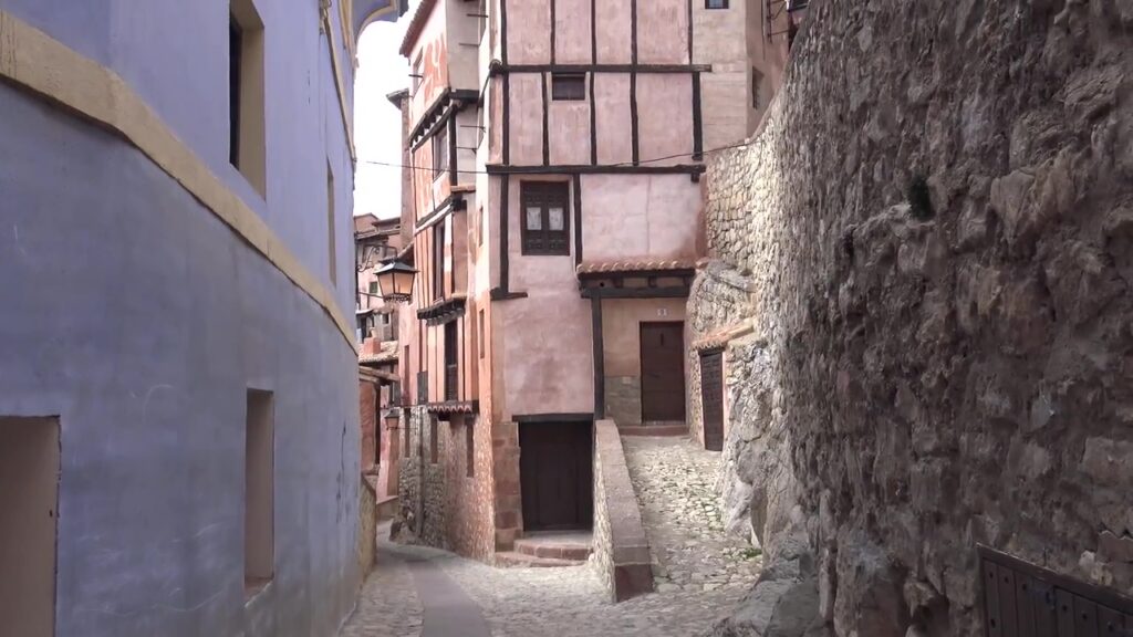 Albarracín Un Destino Mágico para Descubrir en Familia